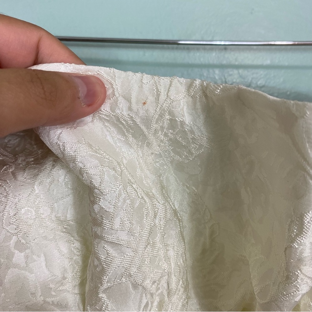 Elliatt Caspian Strapless‎ Gown Maxi Bridal Ivory Floral Ruffle Large Jacquard - Picture 4 of 16